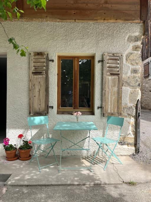 La Pomme De Pin Daire Le Biot Dış mekan fotoğraf
